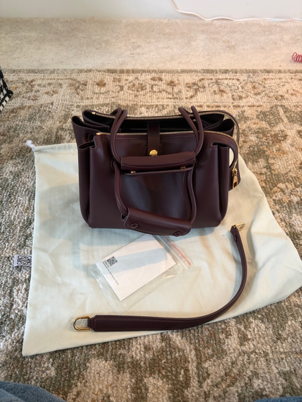 Lo - Madrid Structured Women's Satchel Handbag in Deep Burgundy
